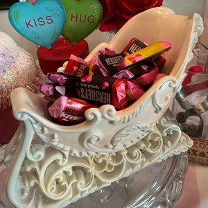 Vintage pink carriage candy dish